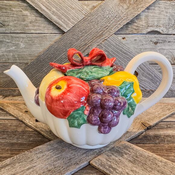 1992 Vintage Fitz and Floyd Omnibus Fruit Basket Tea Pot w/ Red Bow - Picture 1 of 10